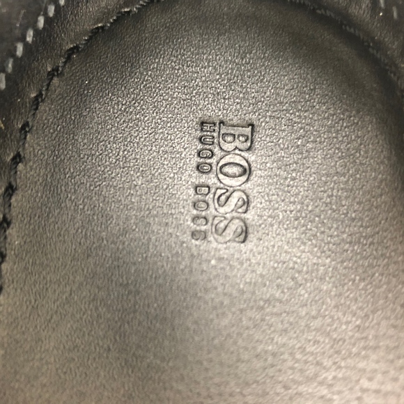 NWOT BOSS Highline black leather loafers